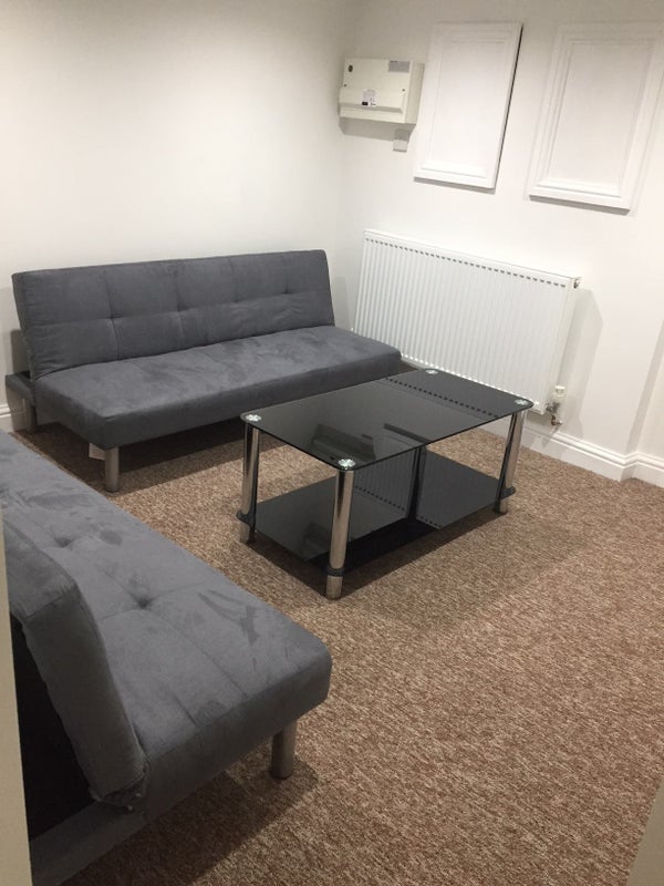 Room Hunter Road in Sheffield