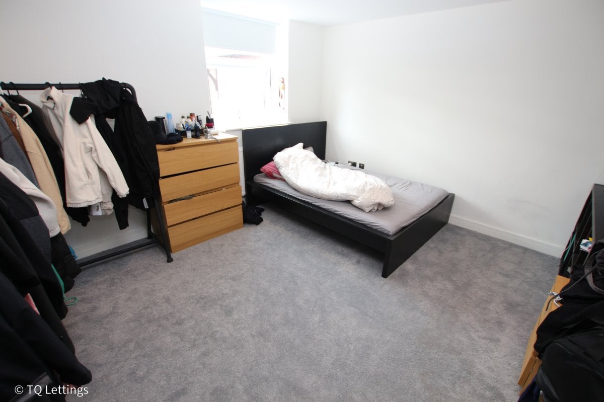 Flat Ashley Road in Trafford