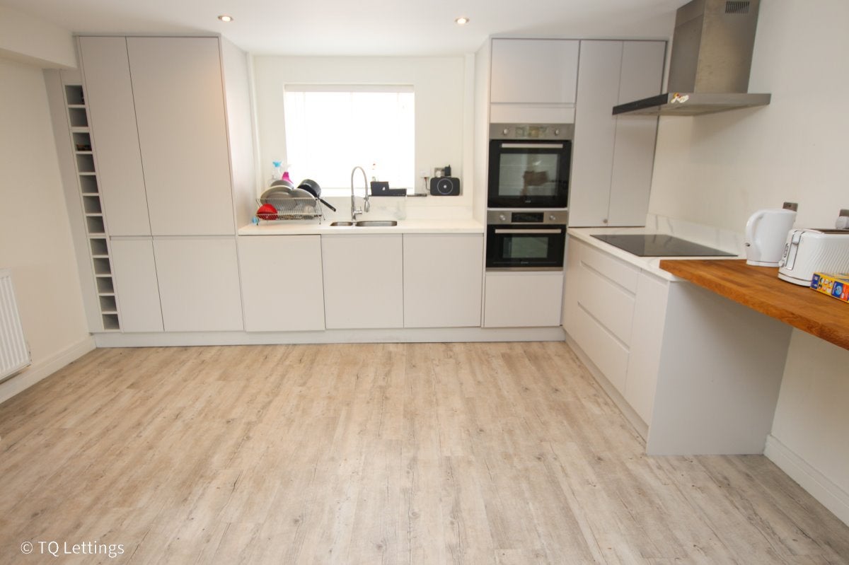 Flat Ashley Road in Trafford