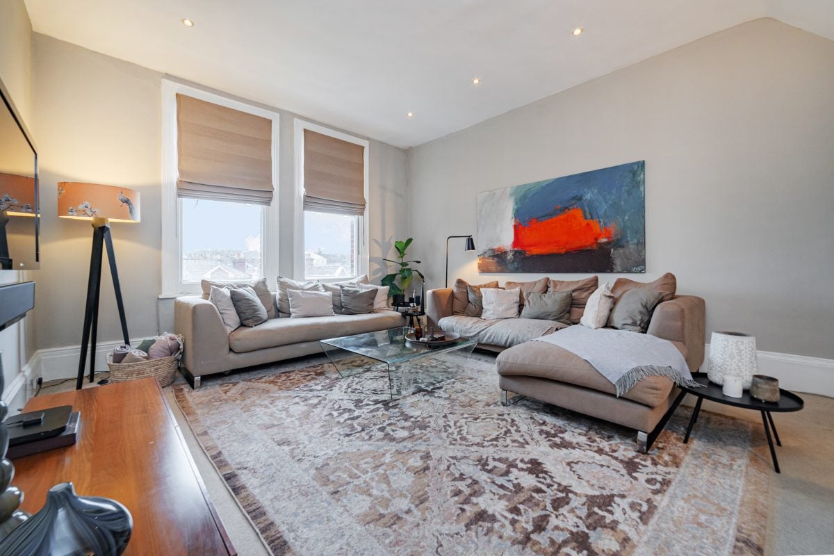 Flat Compayne Gardens in Greater London