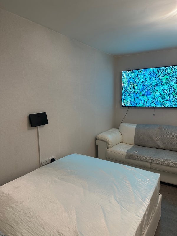 Room Cumberland Street in City of Westminster