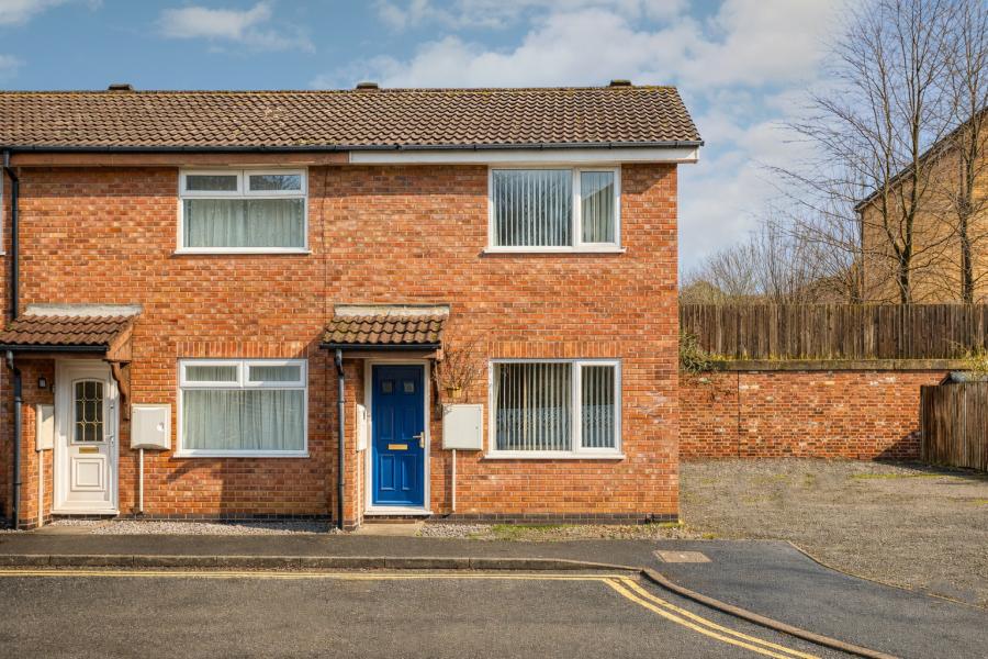 House Ponsonby Terrace in Derby