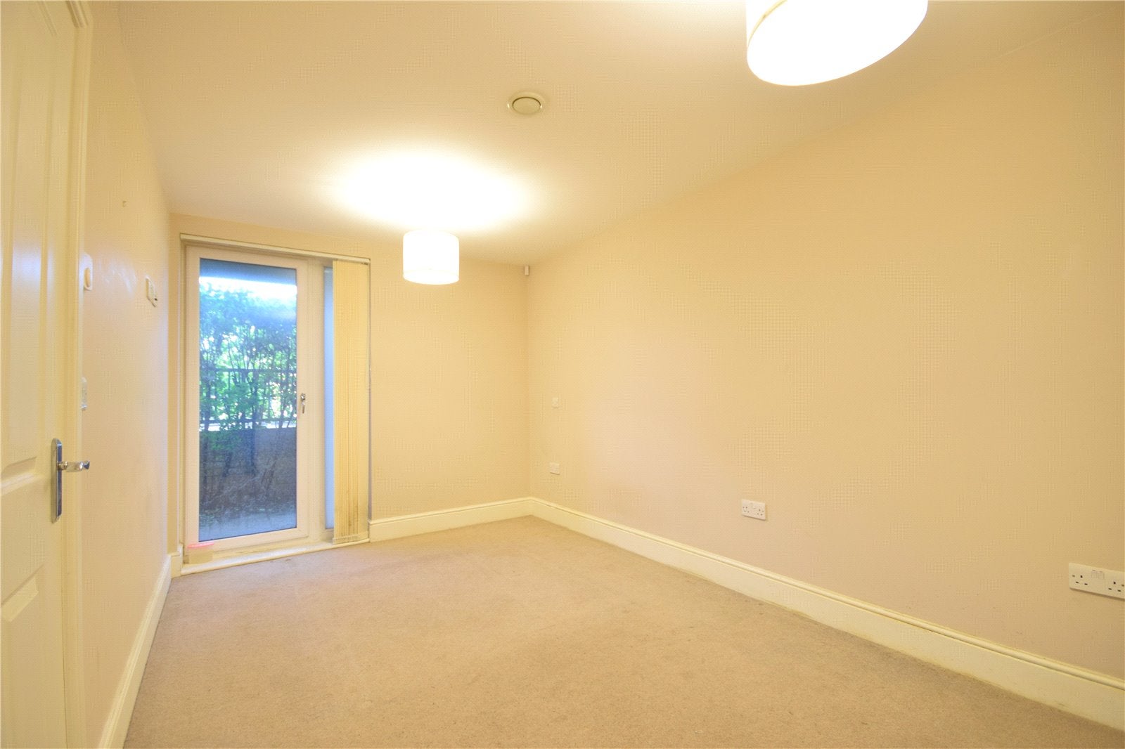 Flat East Street in Epsom and Ewell