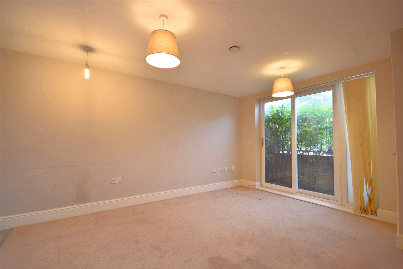 Flat East Street in Epsom and Ewell