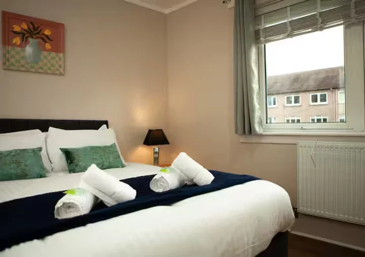Flat Millburn Road in Renfrew