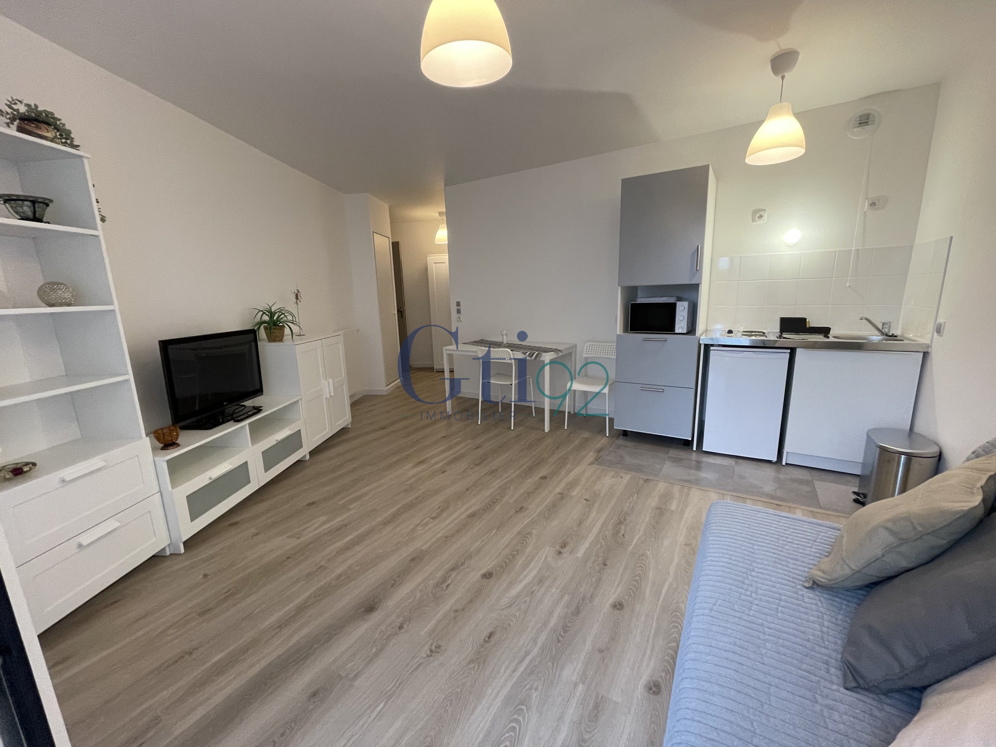 Chambre Rue de la Garenne à Le Plessis-Robinson