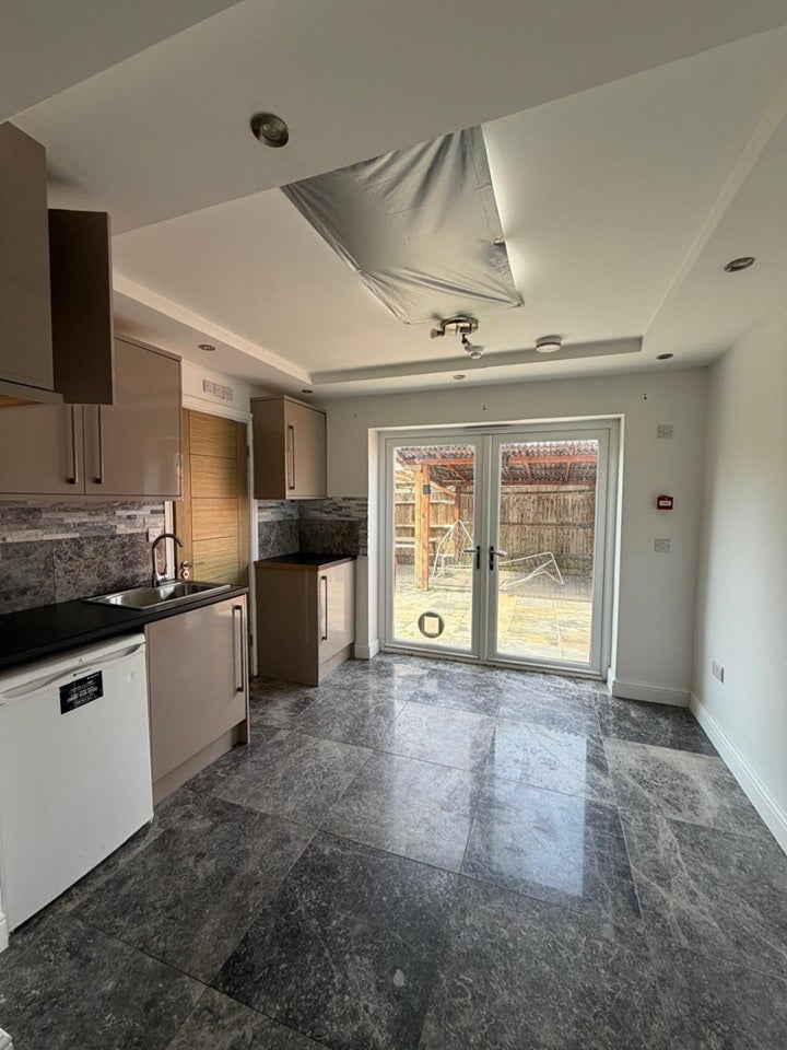 Flat Tavistock Avenue in St Albans