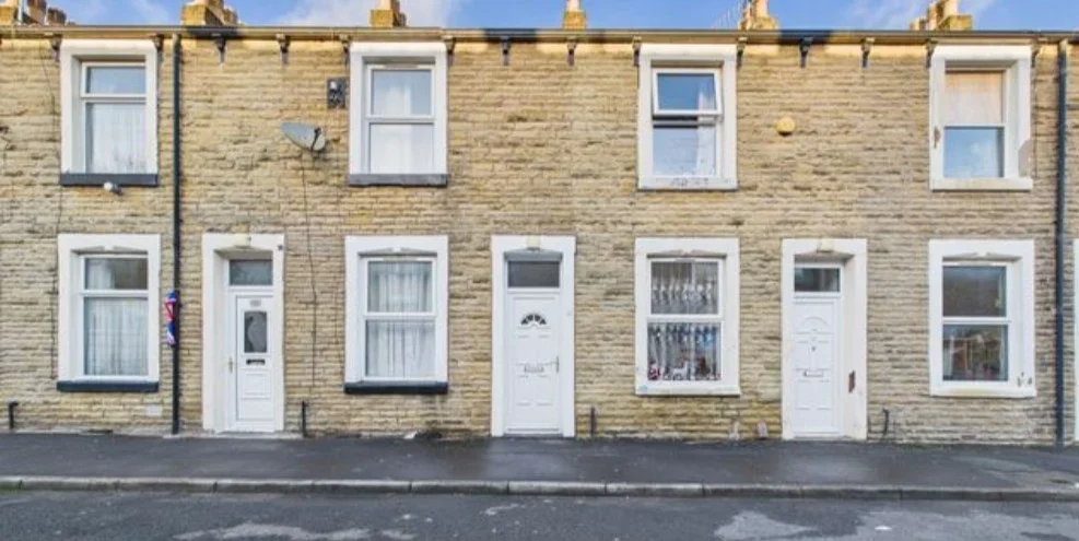 House Sandhurst Street in Burnley