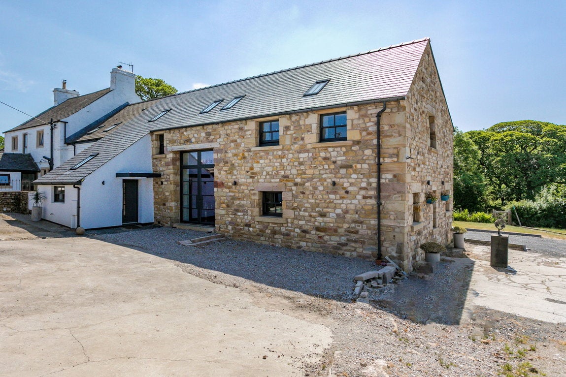 House Trough Road in Borough of Wyre