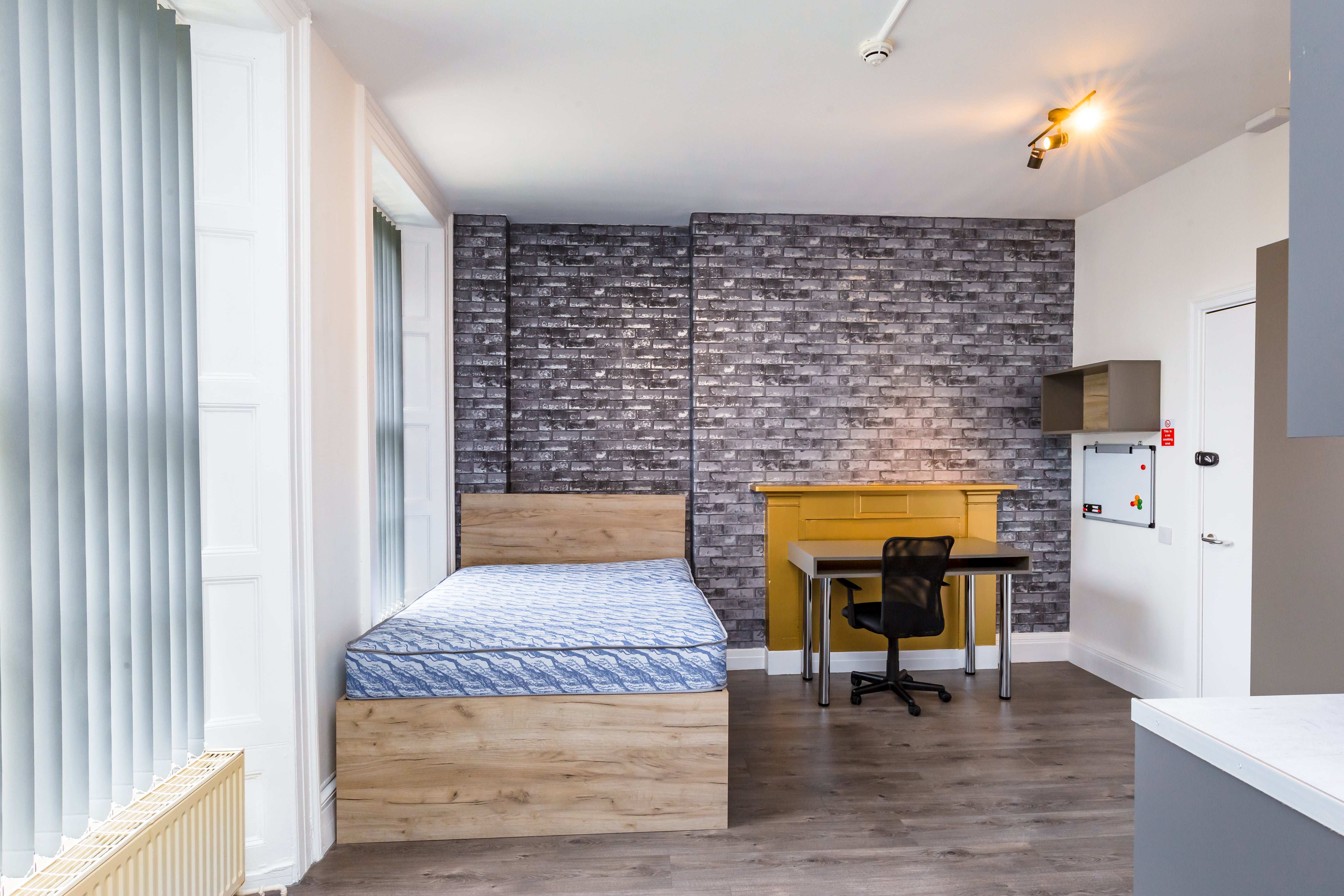 Flat Leazes Terrace in Newcastle upon Tyne