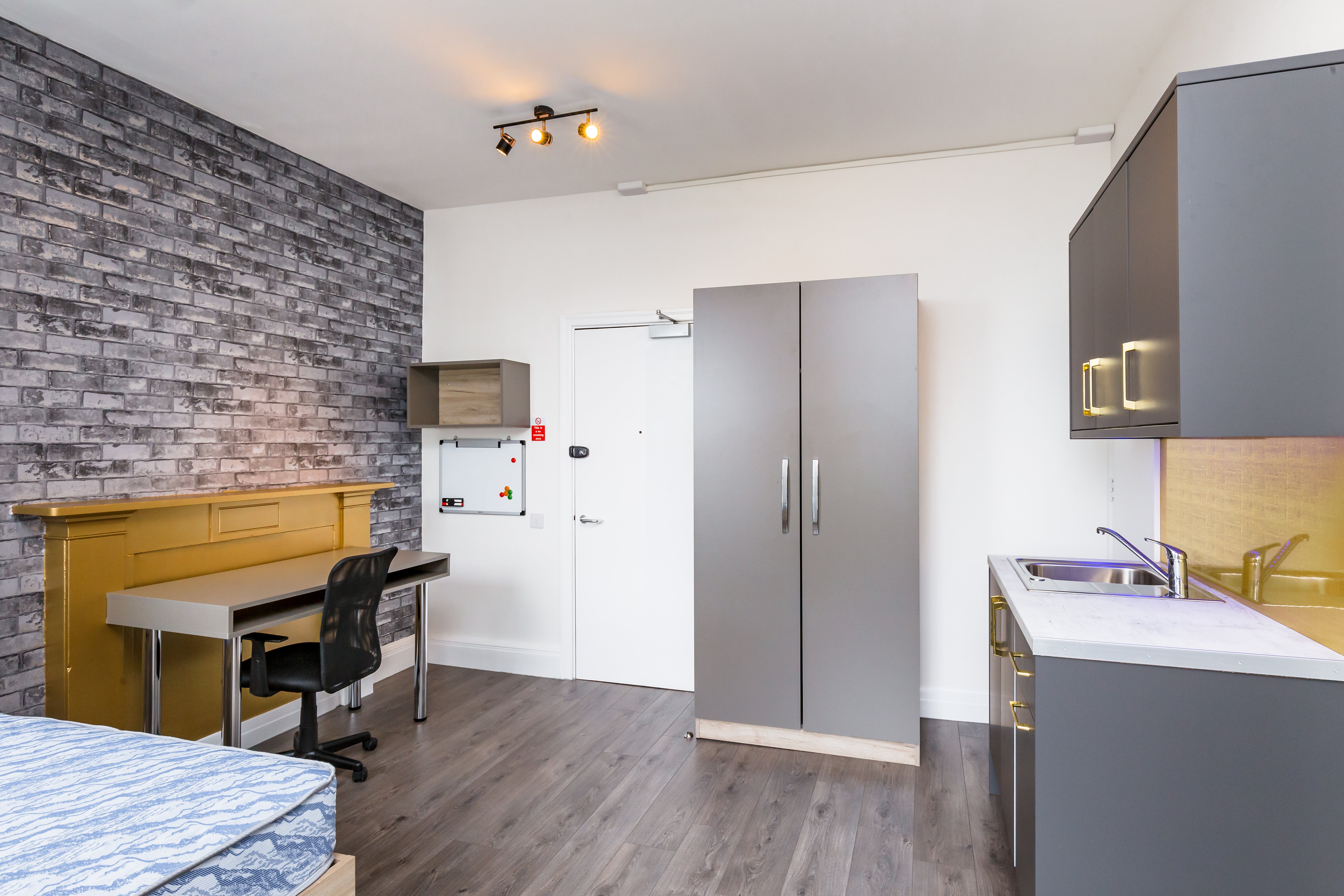 Flat Leazes Terrace in Newcastle upon Tyne