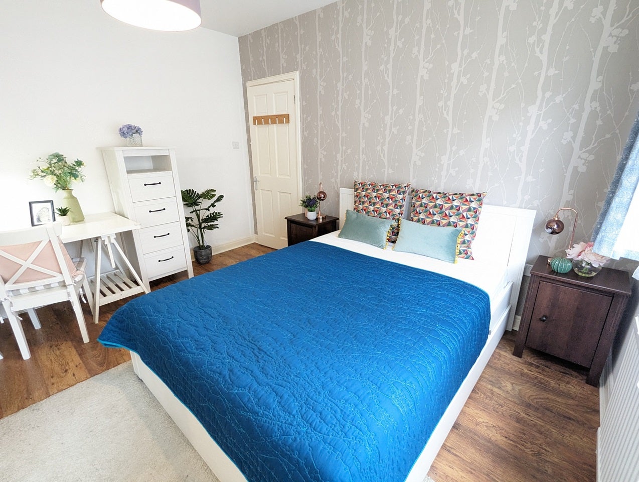 Flat Braeside Avenue in Greater London