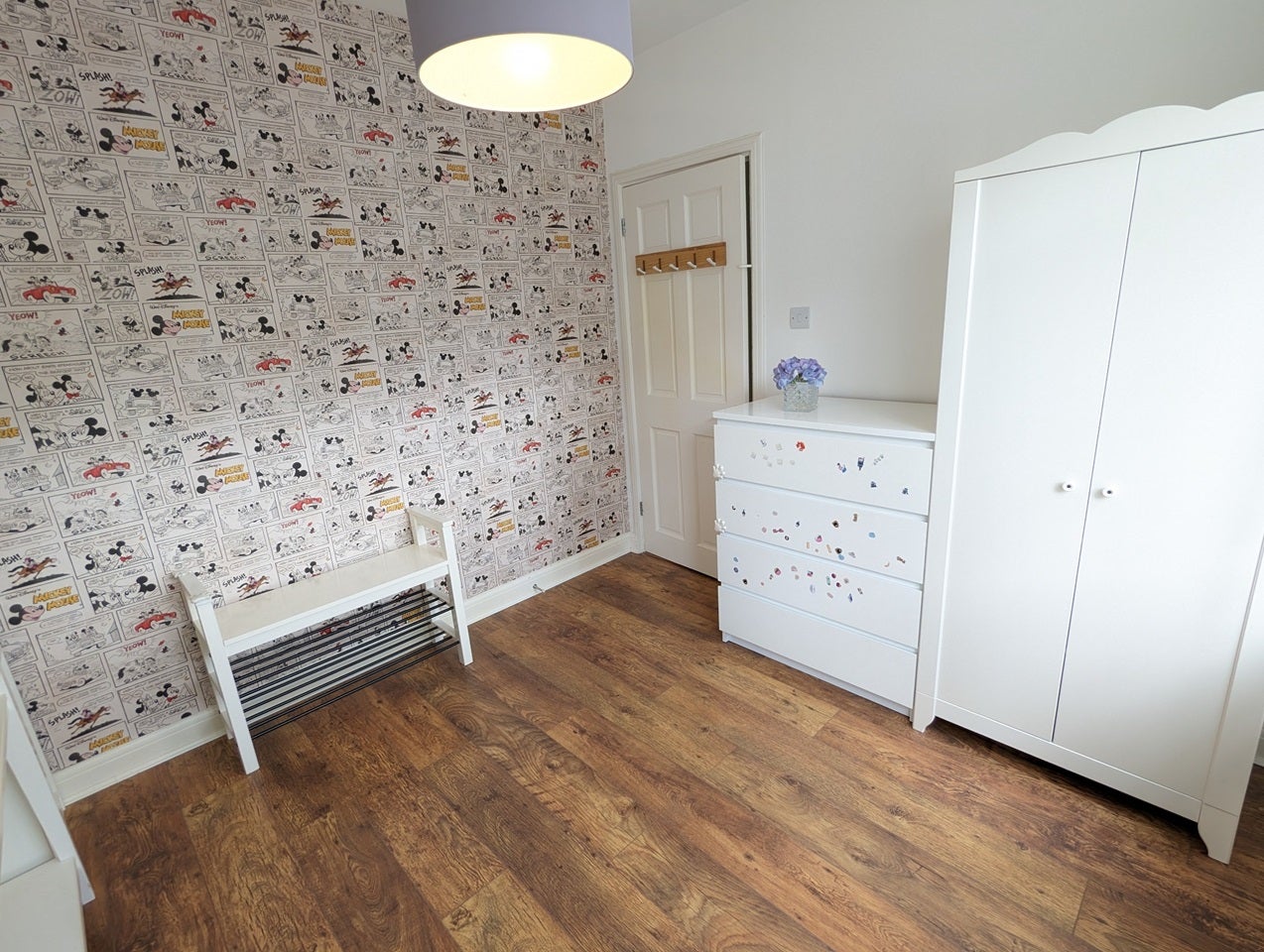 Flat Braeside Avenue in Greater London