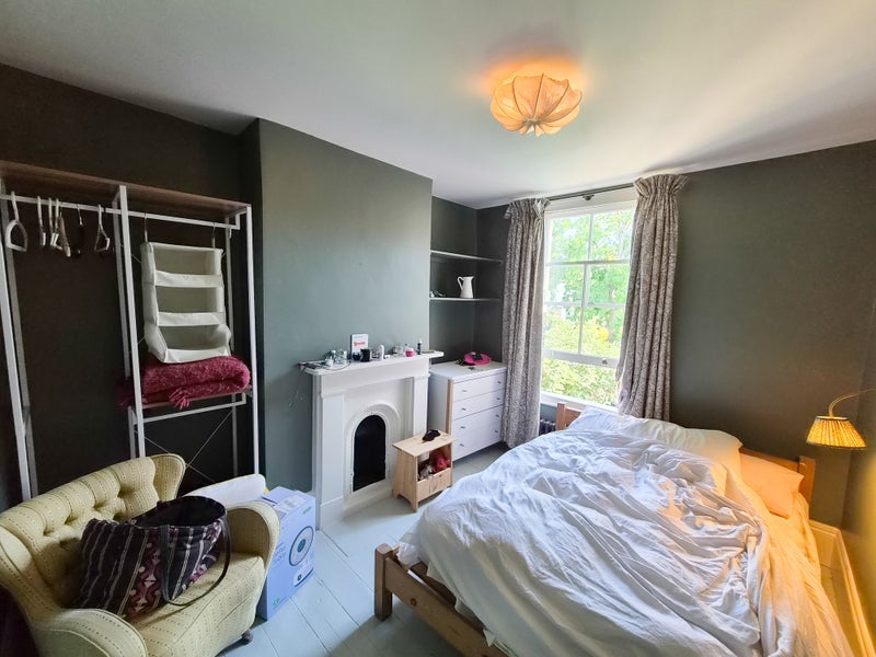 Room Elderfield Road in Greater London