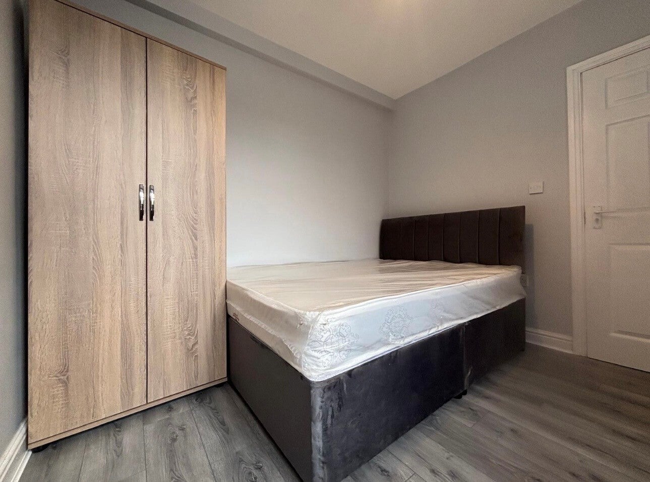 Room Sienna Way in Sandwell