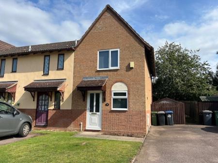 House Weaver Drive in Rugby