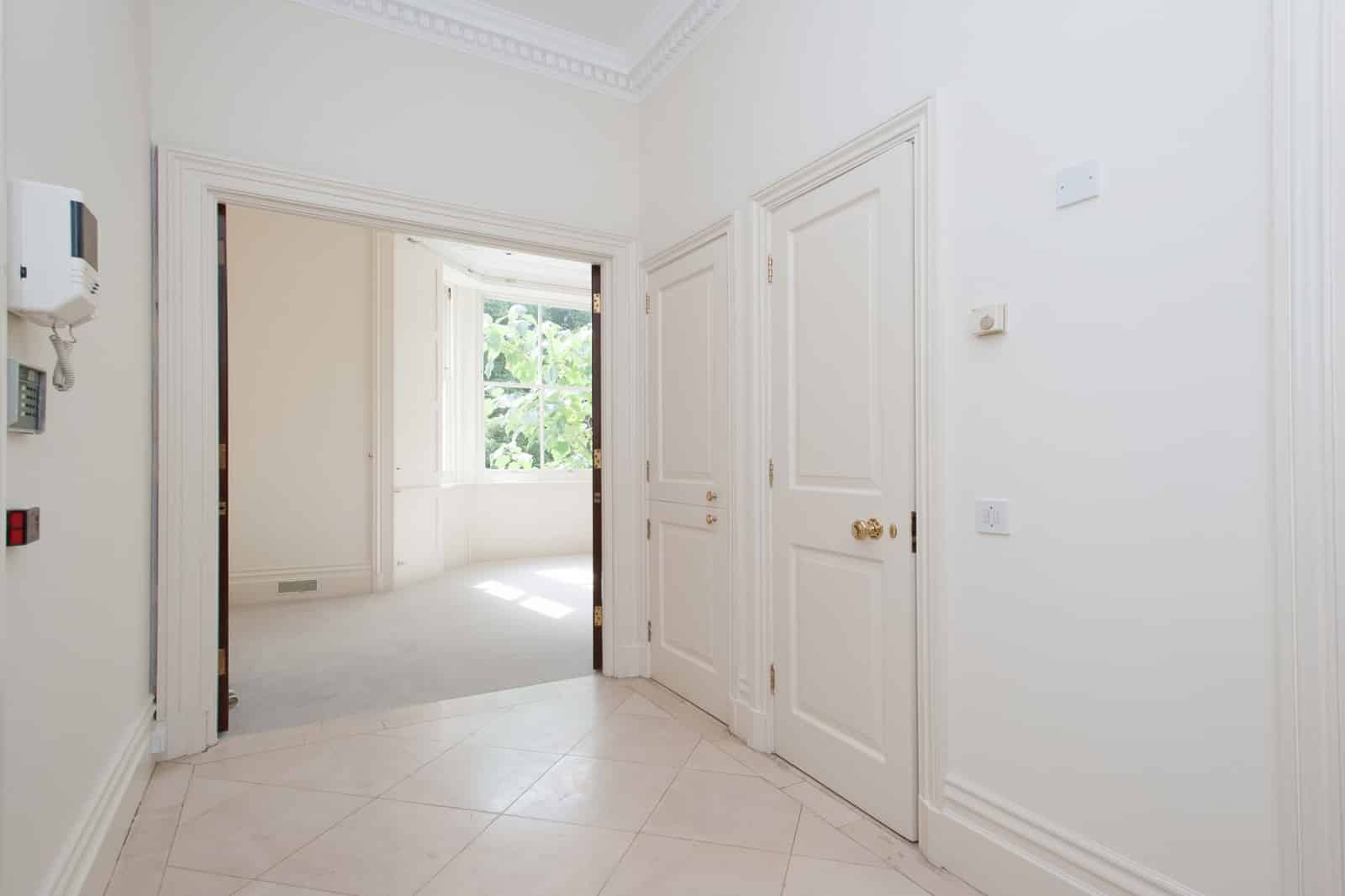 Flat Campden Hill Road in Greater London