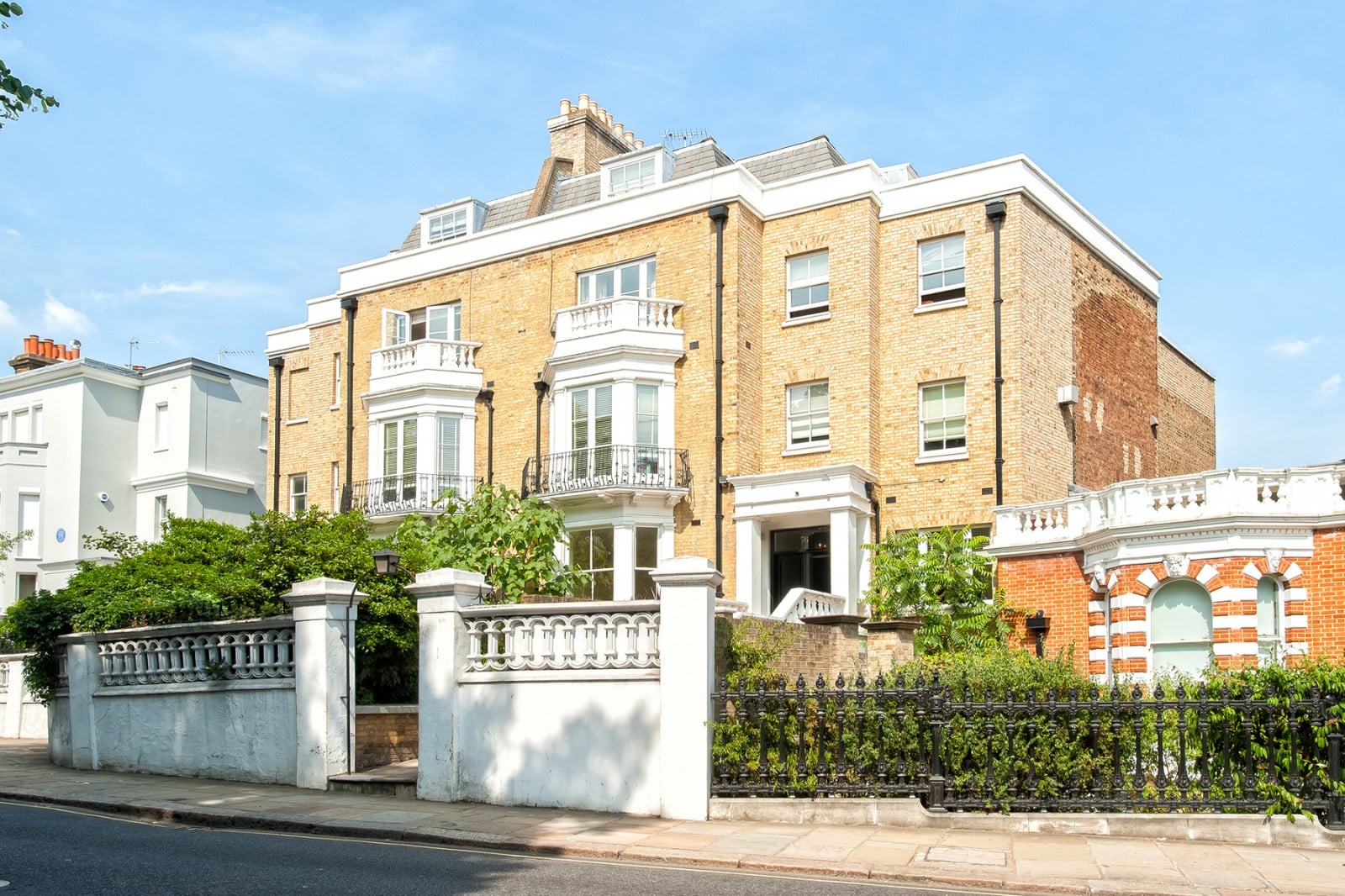 Flat Campden Hill Road in Greater London