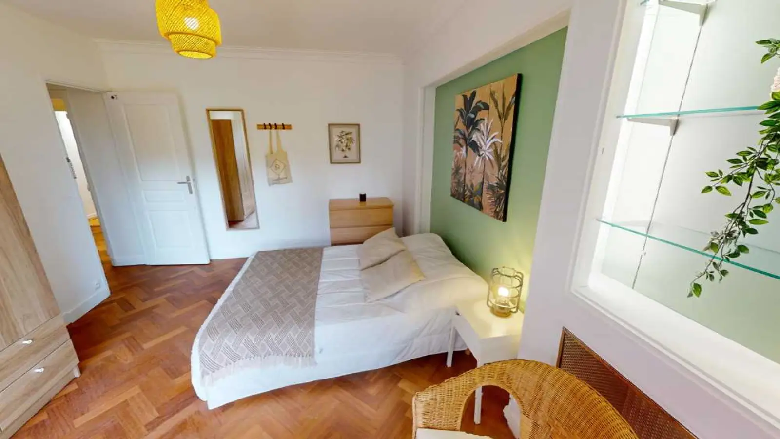 Room Rue Guersant in Paris
