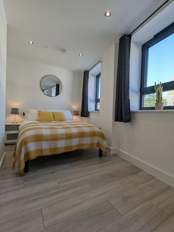 Flat Regent Street in Wrexham