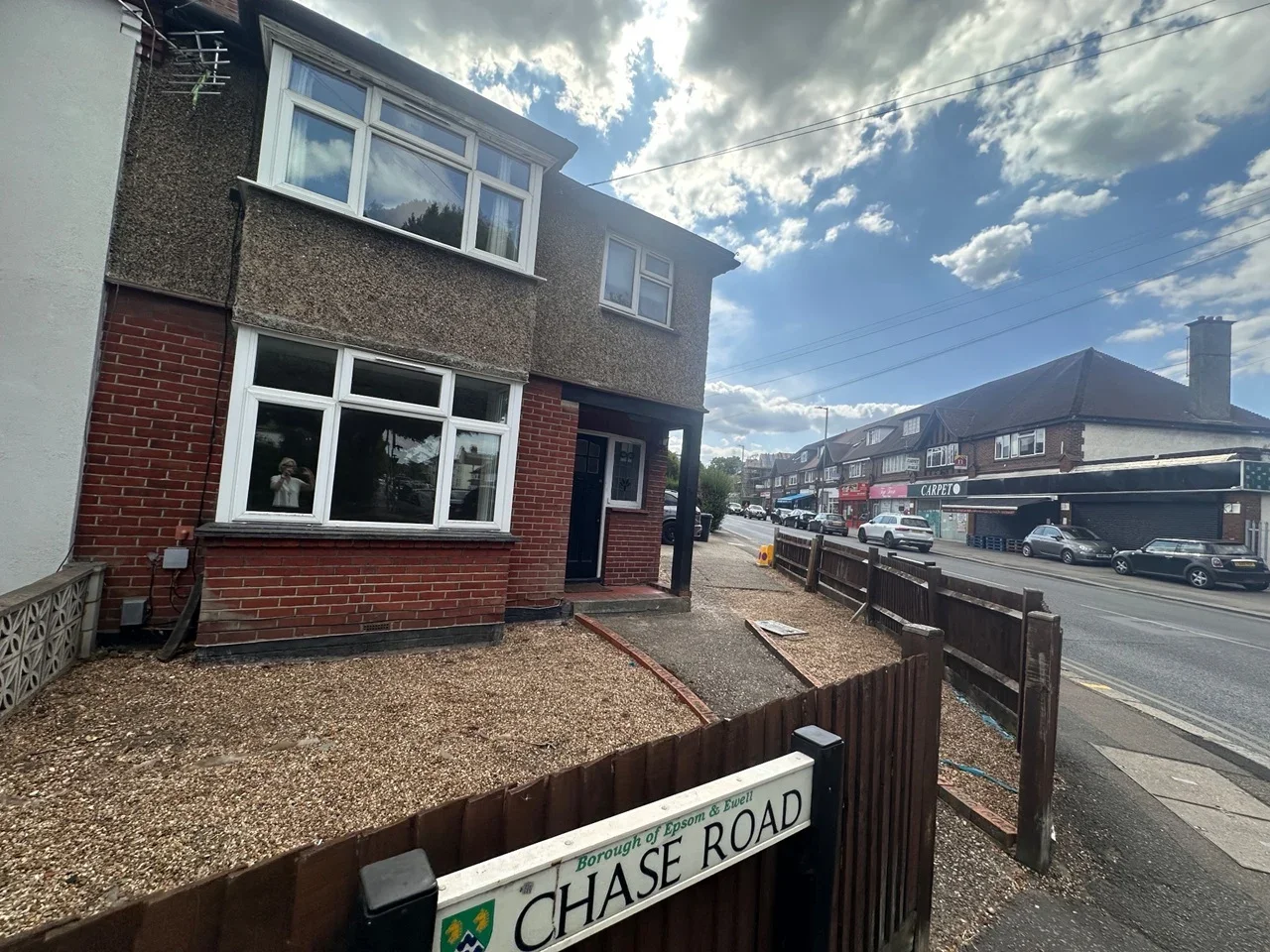 Room Chase Road in Epsom and Ewell
