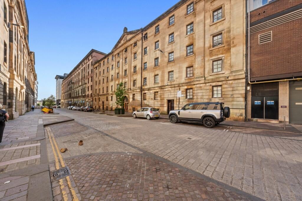 Flat James Watt Street in Glasgow