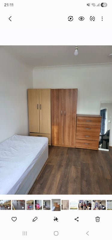 Room Newham Way in Greater London