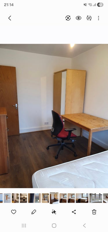 Room Newham Way in Greater London