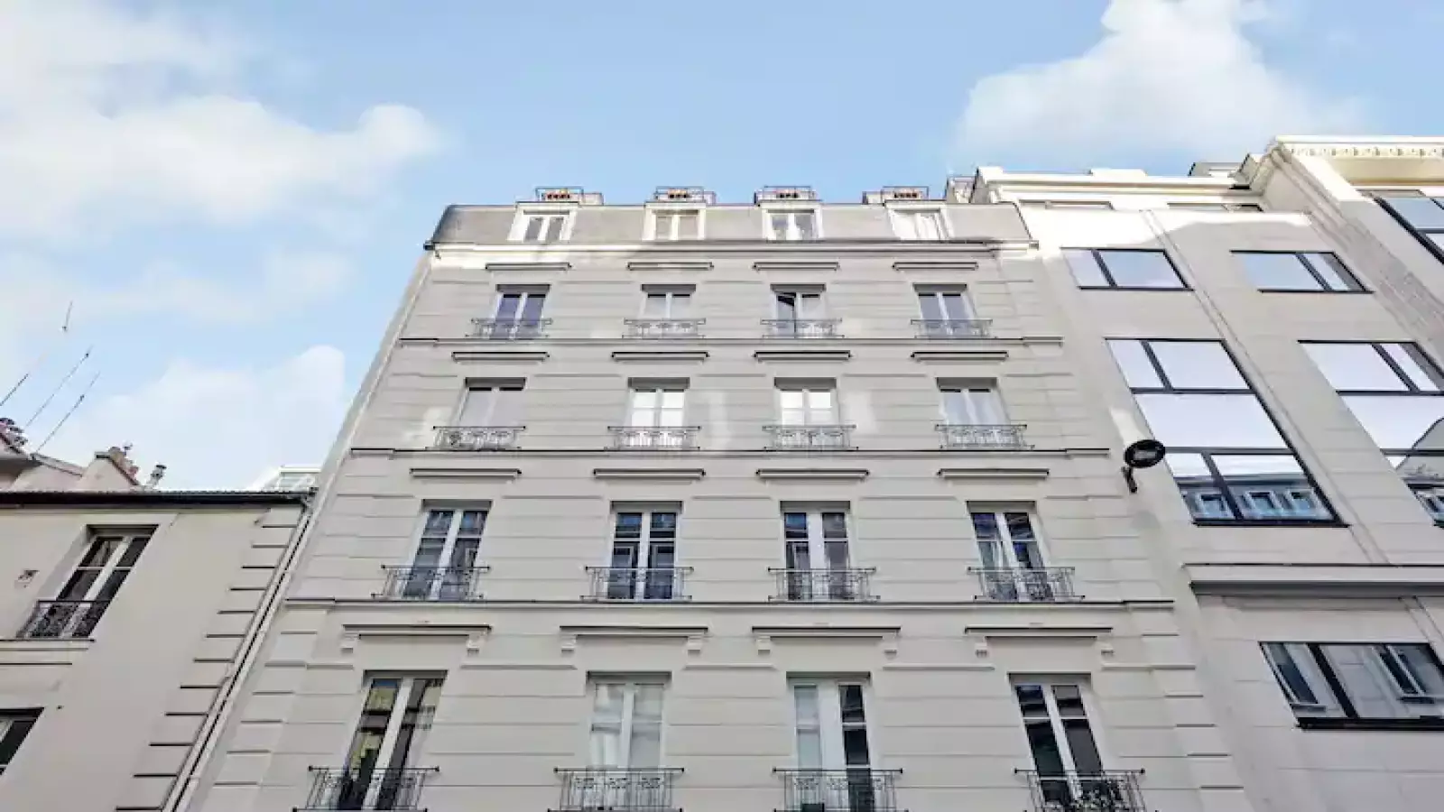 Flat Rue Médéric in Paris