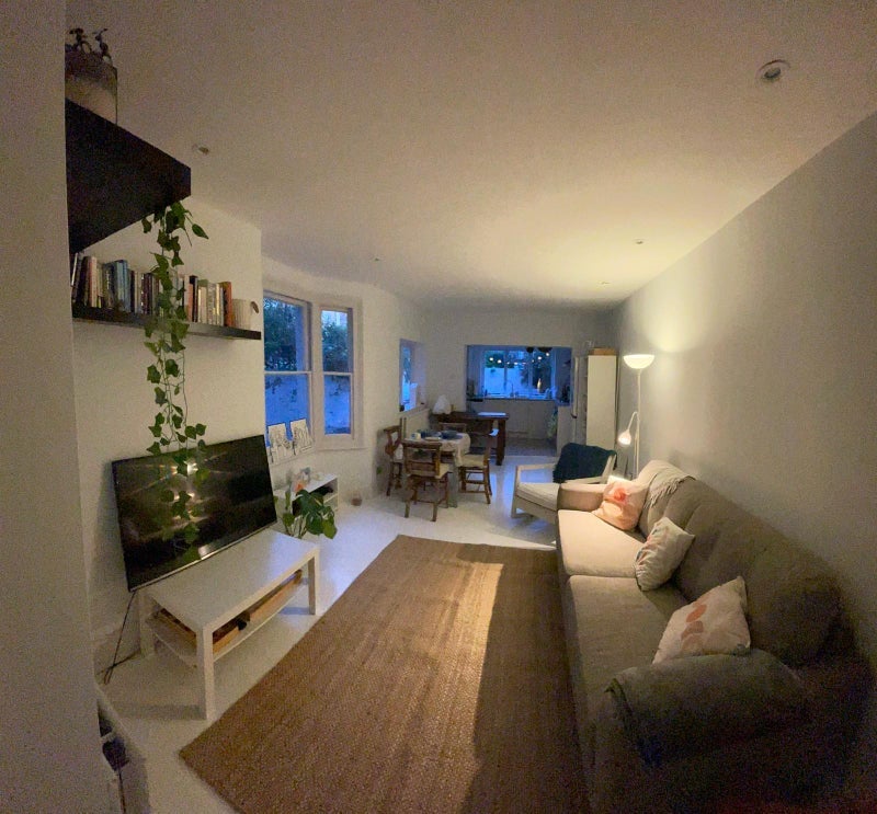 Room Glengall Road in Greater London