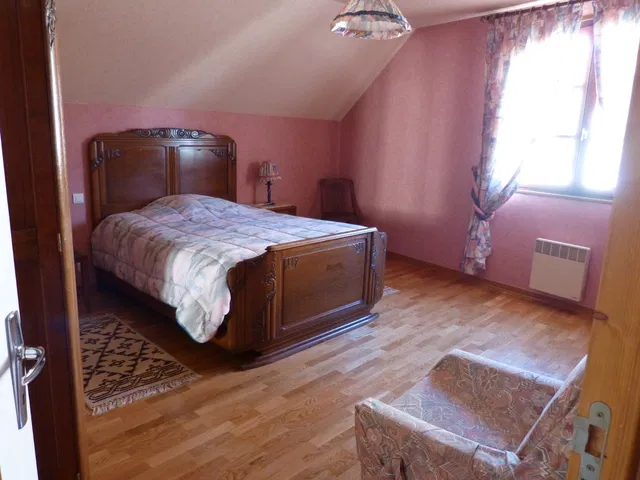 Chambre D 18 à Vert-Toulon