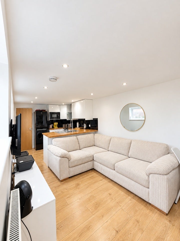 Flat Hatfield Road in St Albans