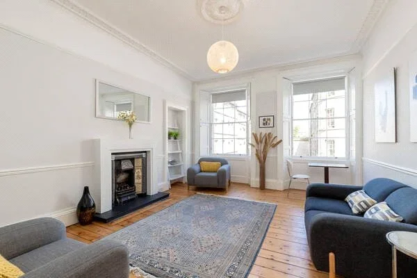 Flat St Stephen Street in City of Edinburgh