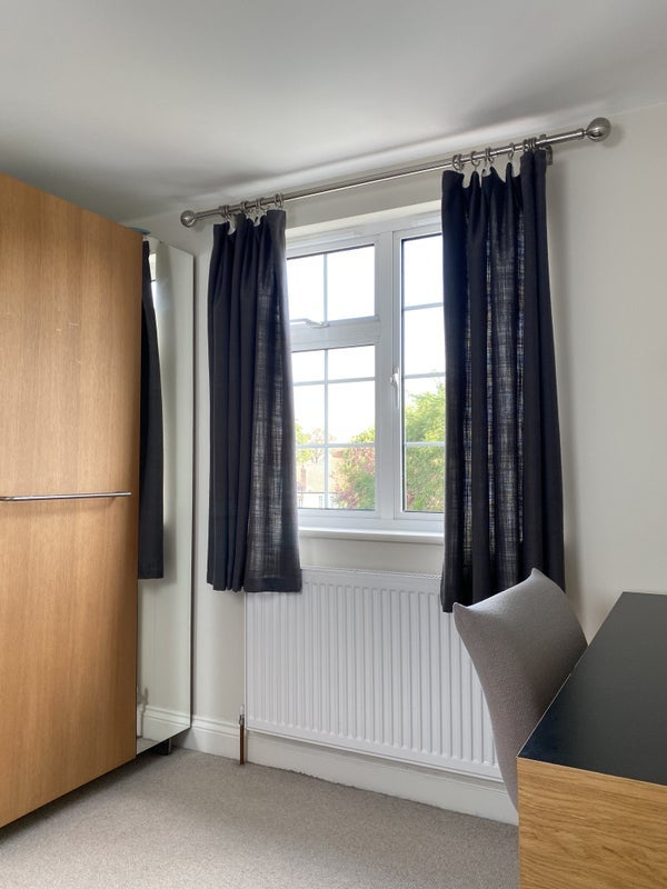Room Avalon Road in Greater London