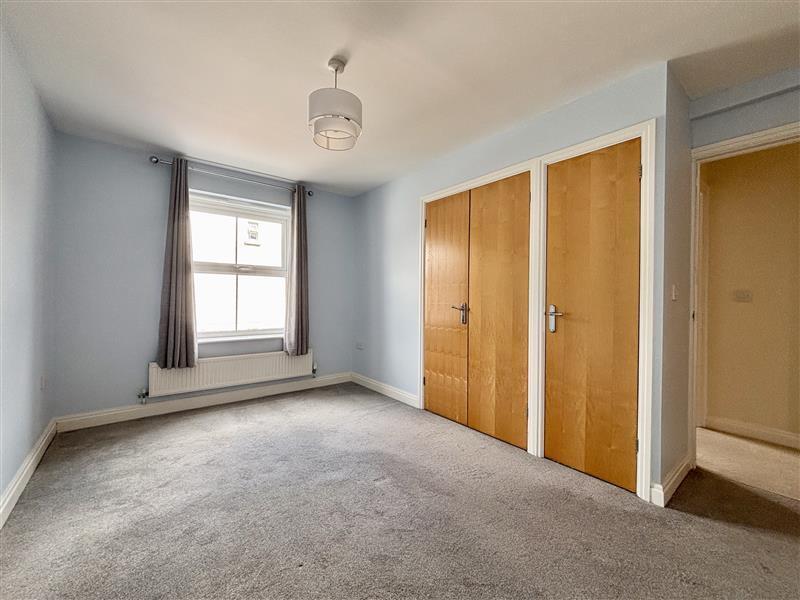 Flat Alstone Mews in Cheltenham