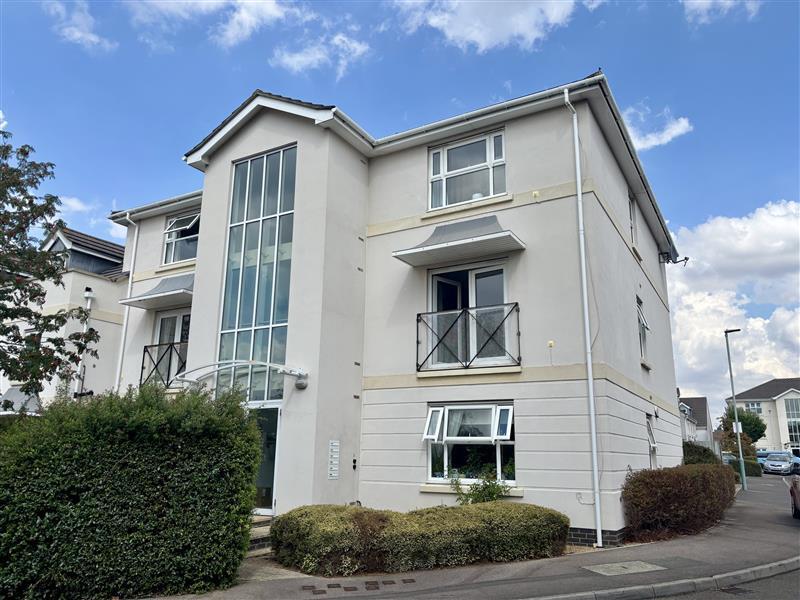 Flat Alstone Mews in Cheltenham