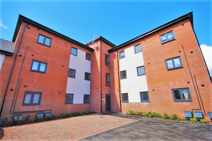 Flat Ascot Way in Birmingham