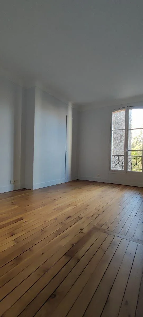 Appartement Avenue de Versailles à Paris
