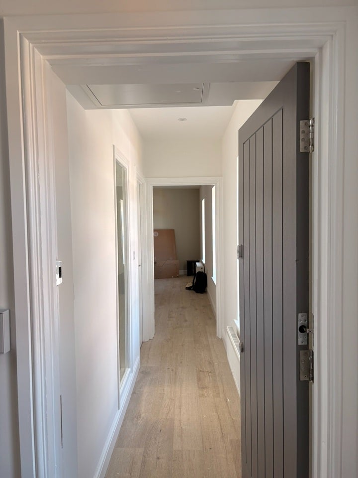 Flat Palmerston Road in Greater London