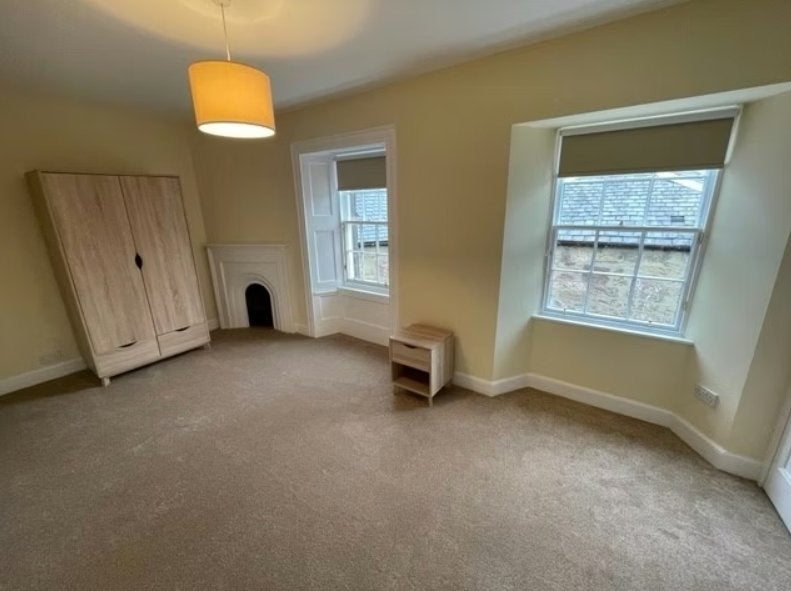 Flat Bristo Port in City of Edinburgh