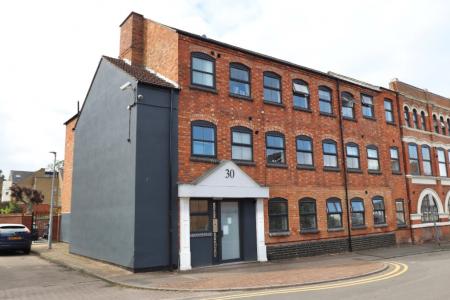 Flat Stockley Street in Northampton