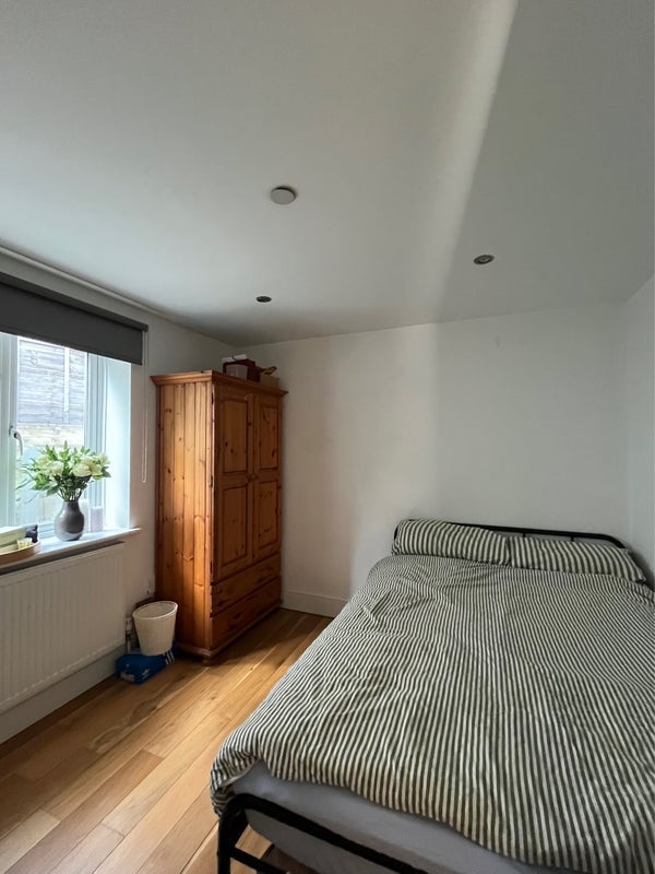 Room Daleview Road in Greater London