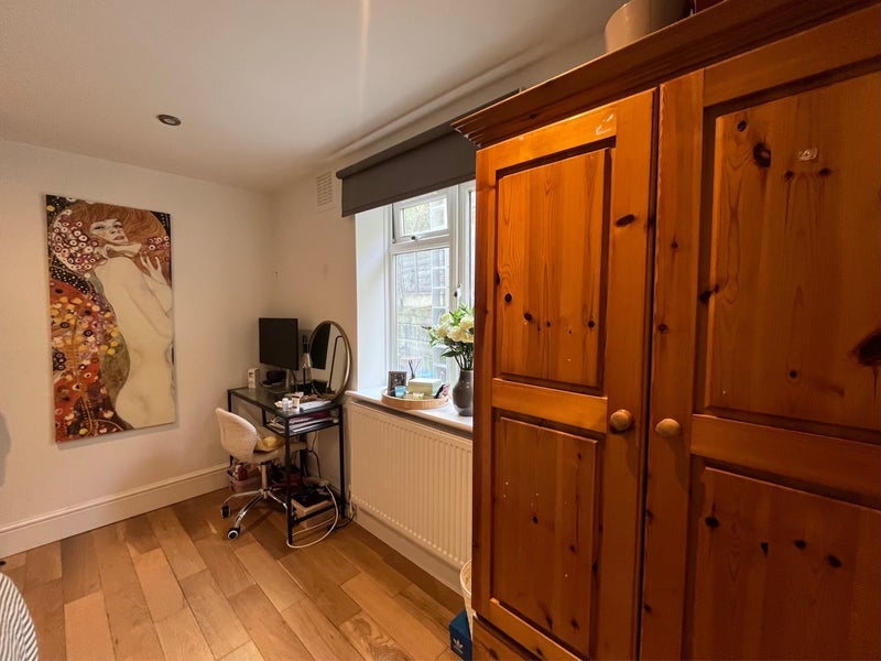 Room Daleview Road in Greater London