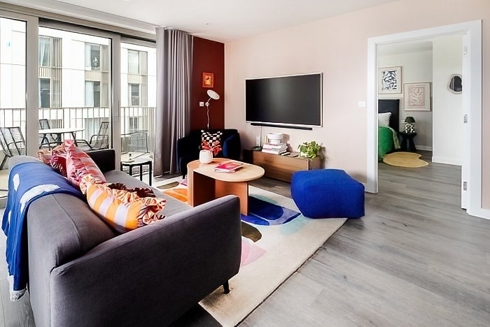 Flat Cherry Park Lane in Greater London