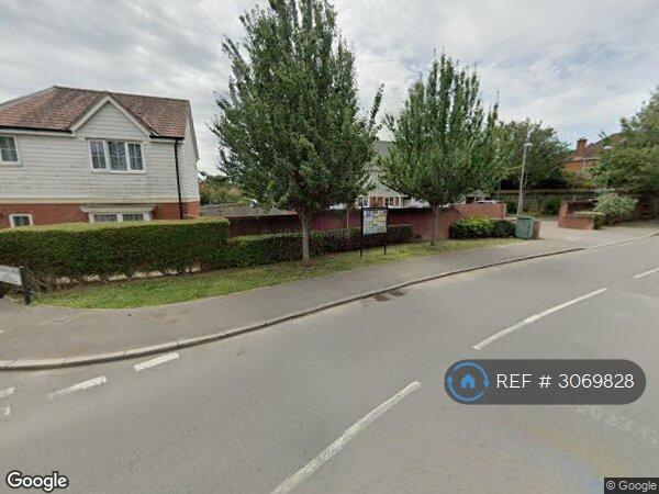 Flat Lynn Crescent in Fareham
