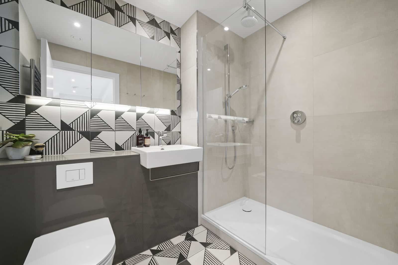 Flat Anthems Way in Greater London