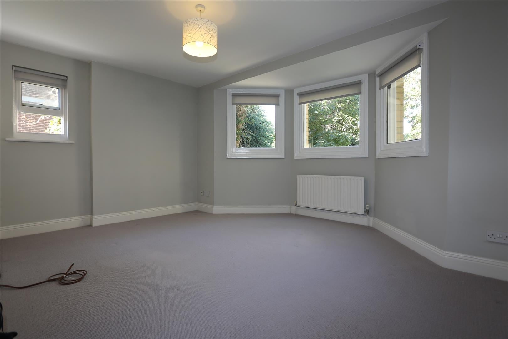 Flat Eaton Gardens in Portslade by Sea