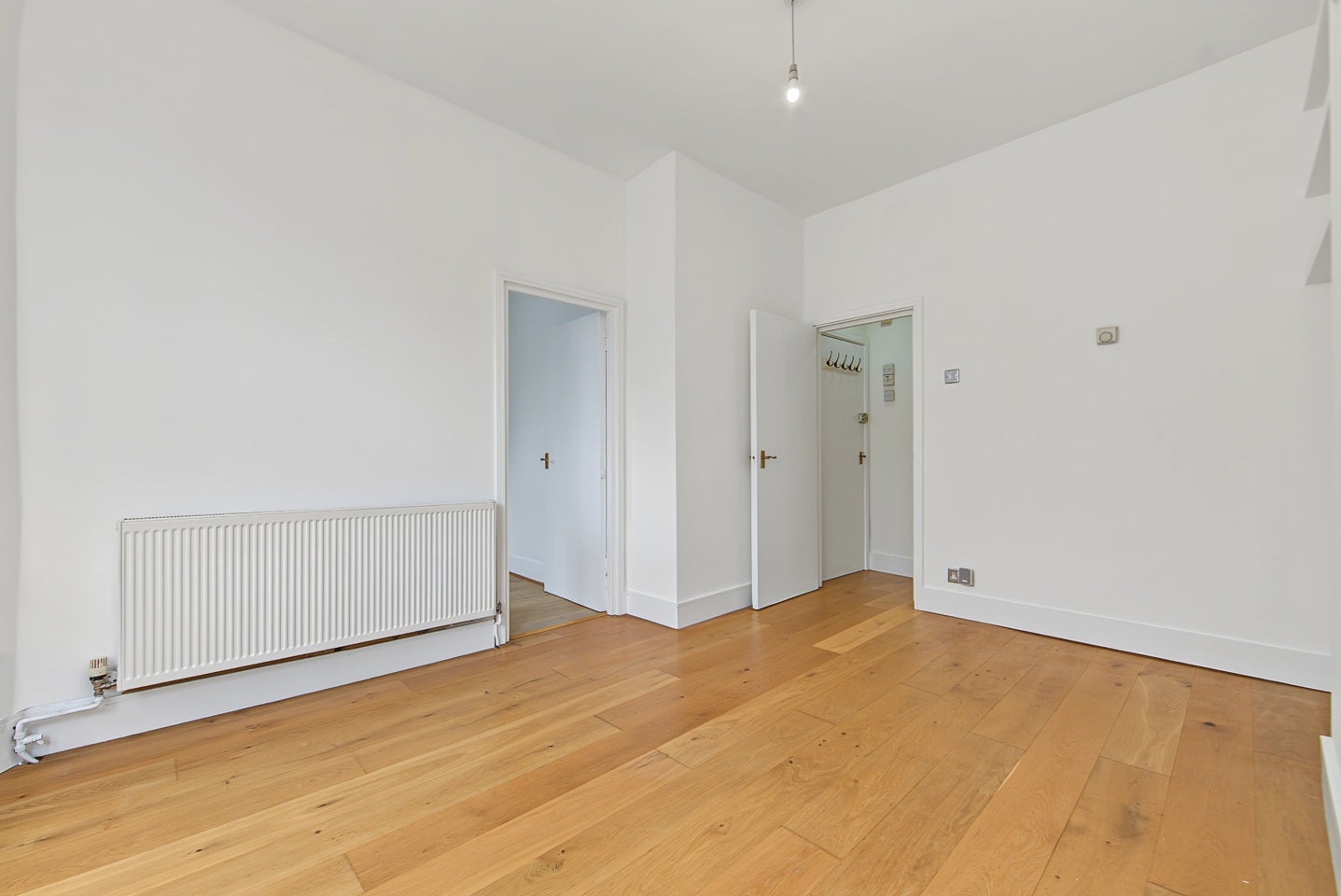 Flat Brailsford Road in Greater London