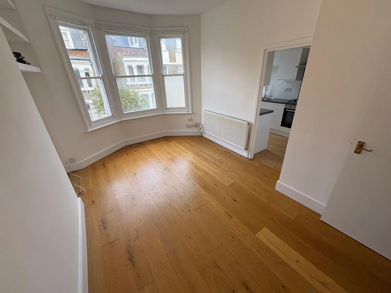 Flat Brailsford Road in Greater London