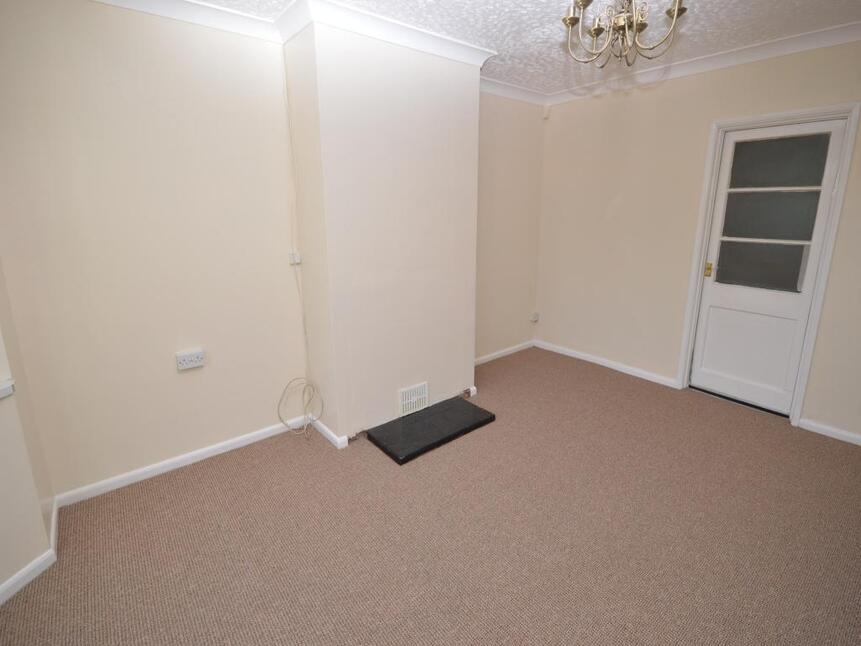 House West Hall Close in North Kesteven